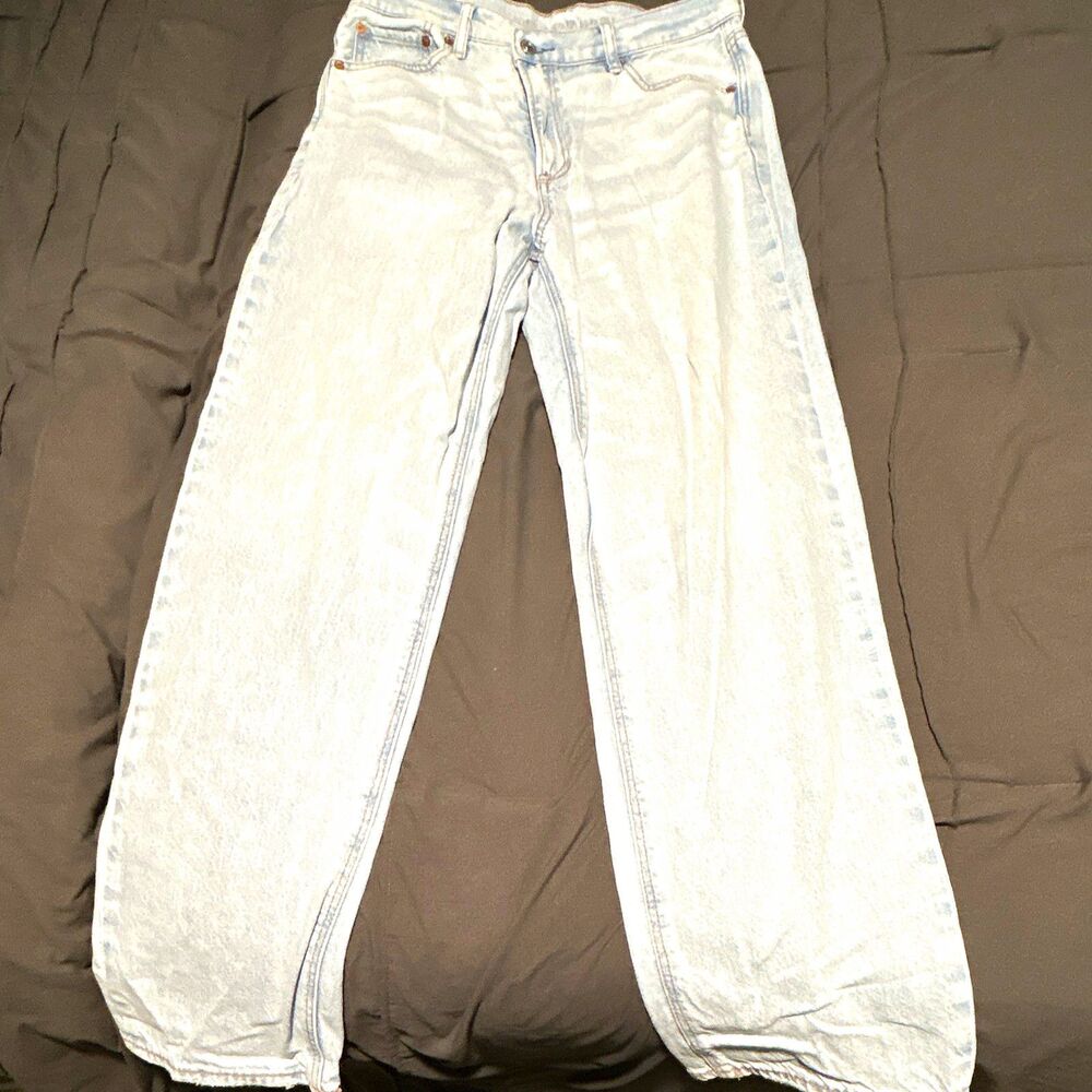 American Eagle Strigid Light Blue Super High-Rise Straight Stretch Jeans 8 Reg
